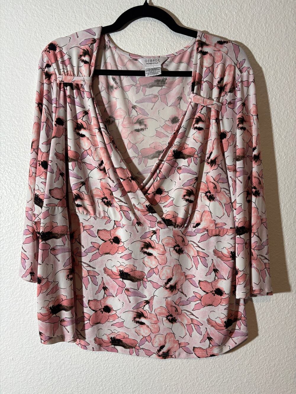 George Women's Plus Size 22/24W Pink Floral Plunge V-Neck 3/4 Sleeve Stretch Top